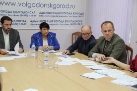 Депутаты предложили включить нового эксперта в состав Совета старейшин