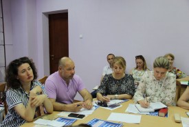 Возрождение традиций: в избирательных округах будут чествовать супругов-юбиляров семейной жизни