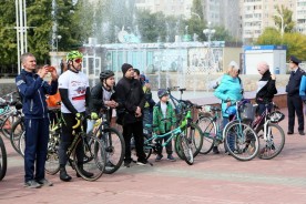 Волгодонские депутаты пересели на велосипеды в День без автомобиля