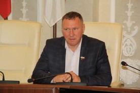 Уровень городских зарплат, тарифы, права потребителей: депутаты на комиссии по экономическому развитию рассмотрели вопросы качества жизни горожан