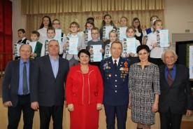 Людмила Ткаченко наградила финалистов конкурса «Моя малая Родина»