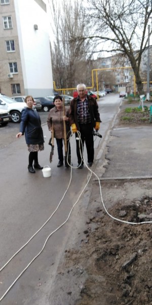 Новые клумбы в 8 округе