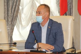 Школьное питание: депутаты обсудили как стали кормить детей в новом учебном году