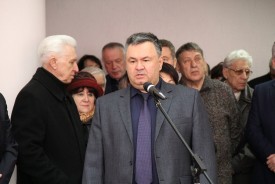 Сотни волгодонцев пришли проститься с Почётным гражданином Виктором Жуковым