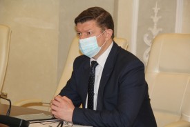 Комиссия по социальному развитию: стартовала прививочная кампания подростков