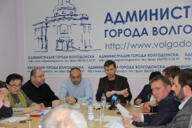 Снег сошел, а ямы появились –  депутаты вновь о дорогах Волгодонска