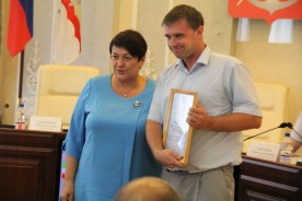 Июльская Дума: поддержка молодежи, взаимодействие с  общественниками, утверждение изменений в бюджете
