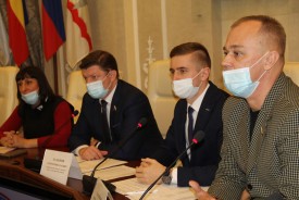 Молодёжный парламент провел первое заседание
