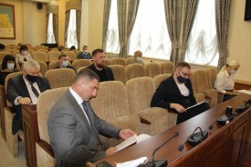 Комиссия по социальному развитию: стартовала прививочная кампания подростков