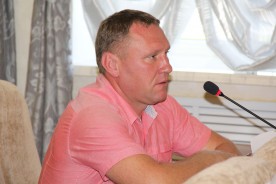 На бюджетной комиссии обсудили льготный проезд школьников, пенсионеров и Почетных граждан