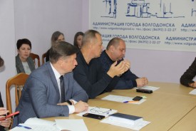 Комиссия по ЖКХ: за счет экономии на аукционах отремонтируют новые участки автодорог в этом году