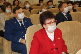Транспорт и здравоохранение: депутаты обсудили наболевшие вопросы на заседании Думы