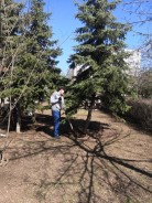 Все на субботник: депутаты вместе с избирателями приняли участие в уборке городских территорий