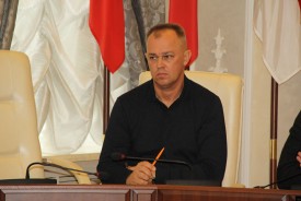 О парковках, капитальном ремонте школьных стадионов и физической подготовке учеников говорили на социальной комиссии