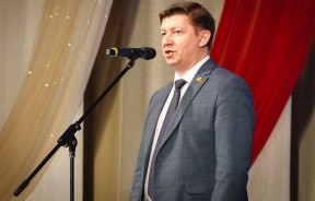 Волгодонские депутаты посетили концерт, приуроченный к 100-летию со дня основания СССР 