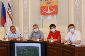 «Депутатский треугольник» рассмотрел вопросы благоустройства городской набережной