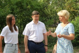 В избирательном округе №18 открыли спортивную площадку с тренажерами