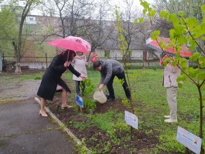 ОКРУГ 5 УЧАСТИЕ В АКЦИИ "САД ПАМЯТИ"