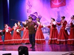 В День местного самоуправления сотрудникам муниципалитета Волгодонска вручили награды