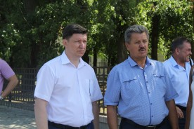 Депутаты проинспектировали ход ремонта переулка Первомайский