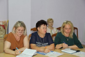 Возрождение традиций: в избирательных округах будут чествовать супругов-юбиляров семейной жизни