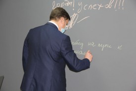 «Шаг к комфортному спорту»: в лицее №24 отремонтировали спортивный зал