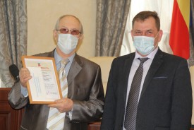 Заместитель председателя Думы Игорь Батлуков поздравил коммунальщиков с профессиональным праздником