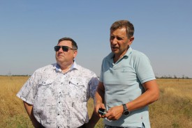 Депутаты провели мониторинг отсыпки дороги на третьем кладбище