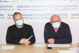 Обзор больших строек: депутаты продолжают держать контроль возведения медсанчасти и «Центра единоборств»