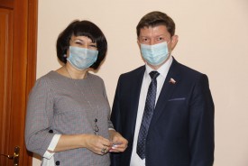В День рождения «Единой России» 20 волгодонцев пополнили ряды Партии