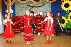 В округе № 4 отметили День матери праздничным ярким концертом