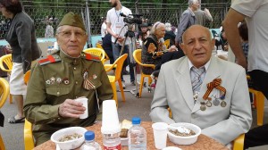 ОКРУГ  №5. Ветераны пятого округа на параде и  «Солдатском привале»  в  честь 73 годовщины Победы в Великой Отечественной войне