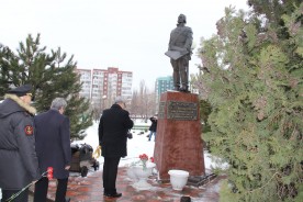 В Волгодонске XI Ушаковский фестиваль начался с молебна святому Федору Ушакову в кафедральном соборе Рождества Христова