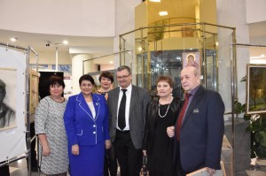 ОКРУГ №5. Фотоклуб на отчётной выставке «Вернисаж»