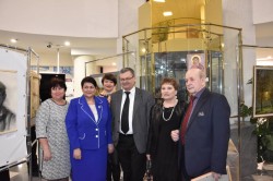 ОКРУГ №5. Фотоклуб на отчётной выставке «Вернисаж»
