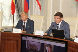 Владимир Брагин и Игорь Столяр досрочно прекратили полномочия депутатов