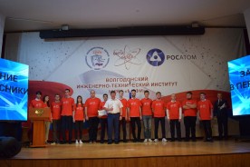 Сергей Ладанов поздравил первокурсников МИФИ с поступлением в институт