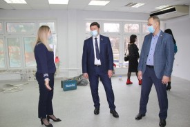 Депутаты-единороссы провели мониторинг ремонта городских библиотек