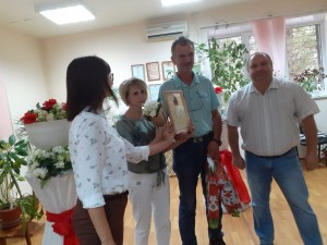 В округе № 4 Волгодонска депутат чествовал юбиляров семейной жизни