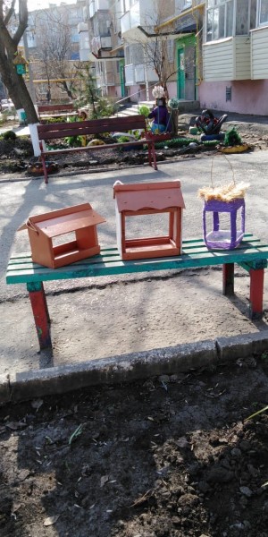 Новые клумбы в 8 округе