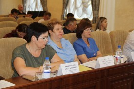  Дума после каникул: успехи выпускников, корректировки в бюджете, изменения в благоустройстве