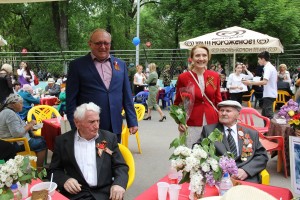 Ветераны округа 16 приняли участие в городских праздничных мероприятиях 9 мая