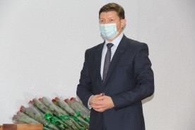 Сергей Ладанов поздравил волгодонских учителей