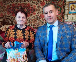 Округ 5 вручение подарков ветеранам