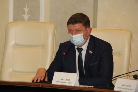 Транспорт и здравоохранение: депутаты обсудили наболевшие вопросы на заседании Думы