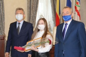 Пятнадцать одаренных волгодонцев будут получать ежемесячно стипендии