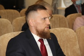 Итоговая Дума уходящего года: депутаты приняли отставку Виктора Мельникова и утвердили городской бюджет на 2022 год