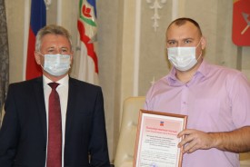 Сотрудники Ростовской АЭС принимают поздравления с Днём энергетика