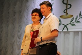 Людмила Ткаченко поздравила волгодонских медиков с профессиональным праздником