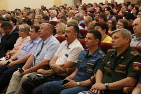 Депутаты приняли участие во встречи с губернатором Василием Голубевым